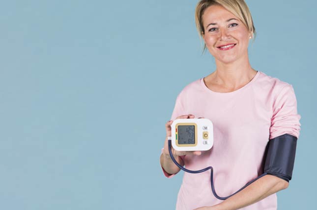 معرفی چند نوع دستگاه فشار خون دیجیتالی برای سنجش فشار خون